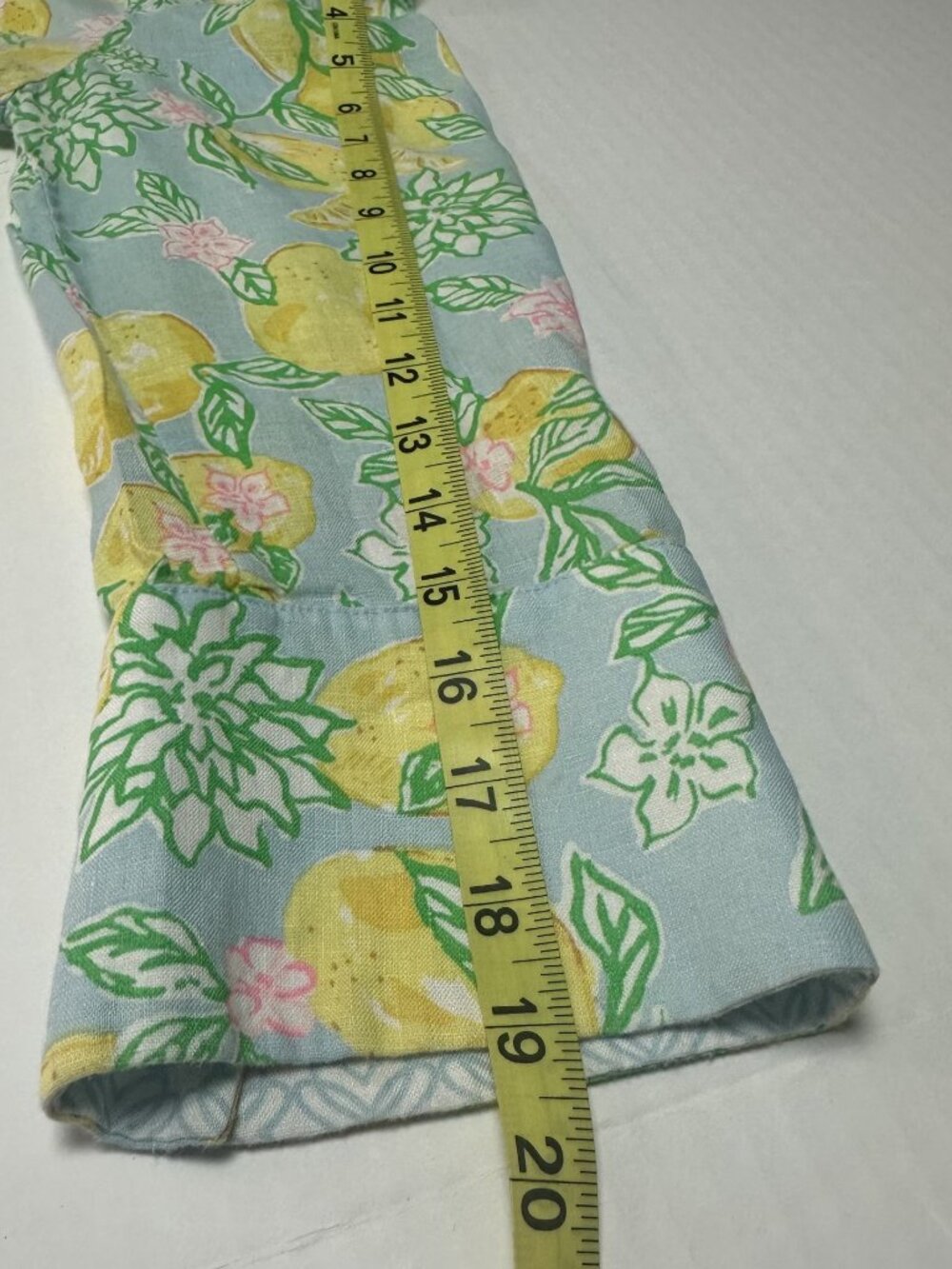 Lilly Pulitzer Eleni Linen Pullover Top Make Lemonade Medium Spring Summer - Picture 6 of 11